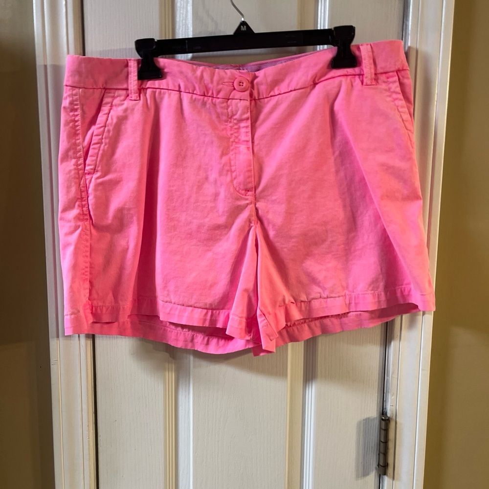 Crown & Ivy Pink Women's Shorts size 16 Caroline style